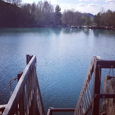 U Jezera Konstantinovy Lázně